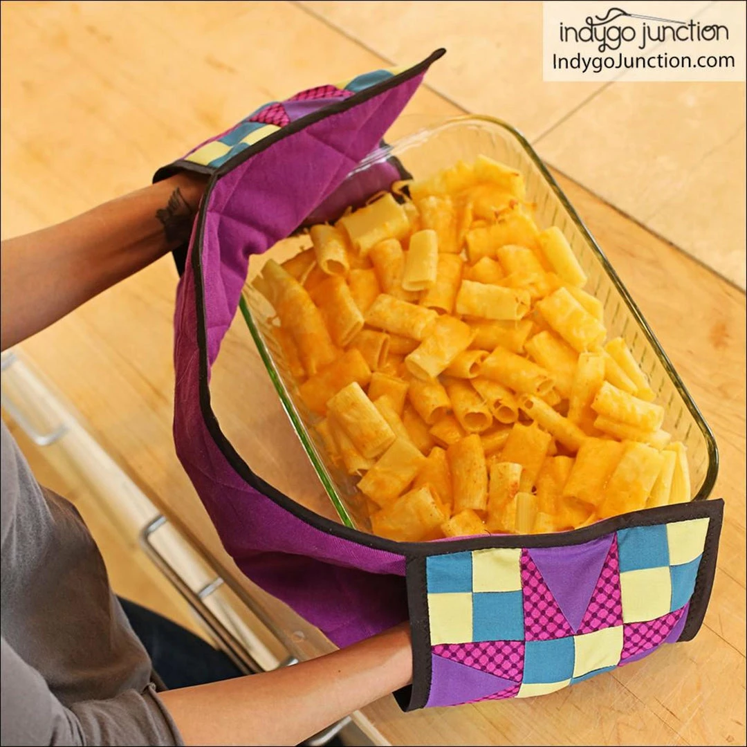 Indygo Junction The Quilted Kitchen Potholder Pattern, PDF Download 5 Indygo Junction The Quilted Kitchen Potholder Pattern, PDF Download