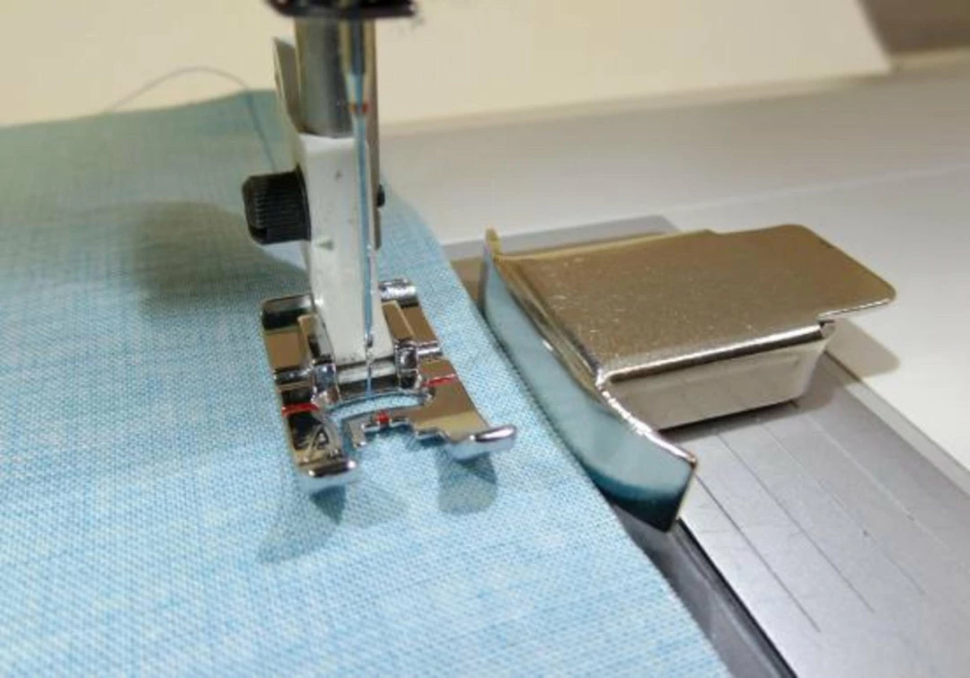 Dritz Machine Accessories Magnetic Seam Guide, Nickel 7 Dritz Machine Accessories Magnetic Seam Guide, Nickel