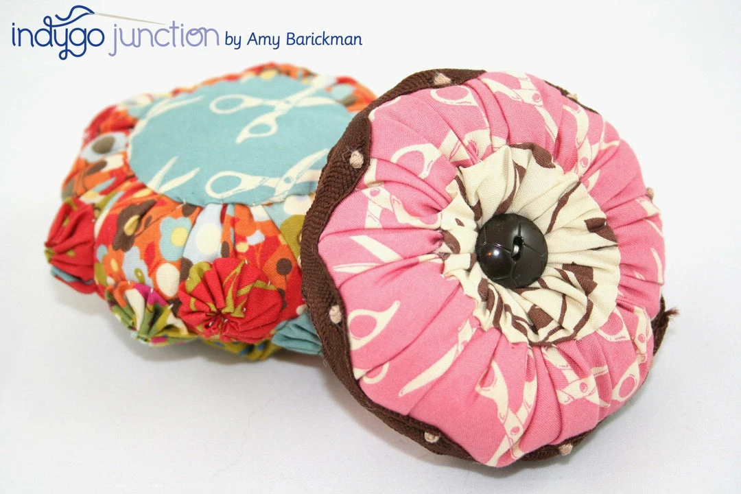 Indygo Junction Yo-Yo Pincushions Pattern Home & Storage 6 Indygo Junction Yo-Yo Pincushions Pattern Home & Storage