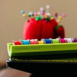 Dritz Bobbin Boat, Green